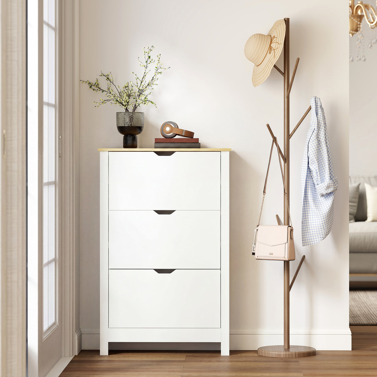 Schuhschrank mit Klappfächern und Ablage