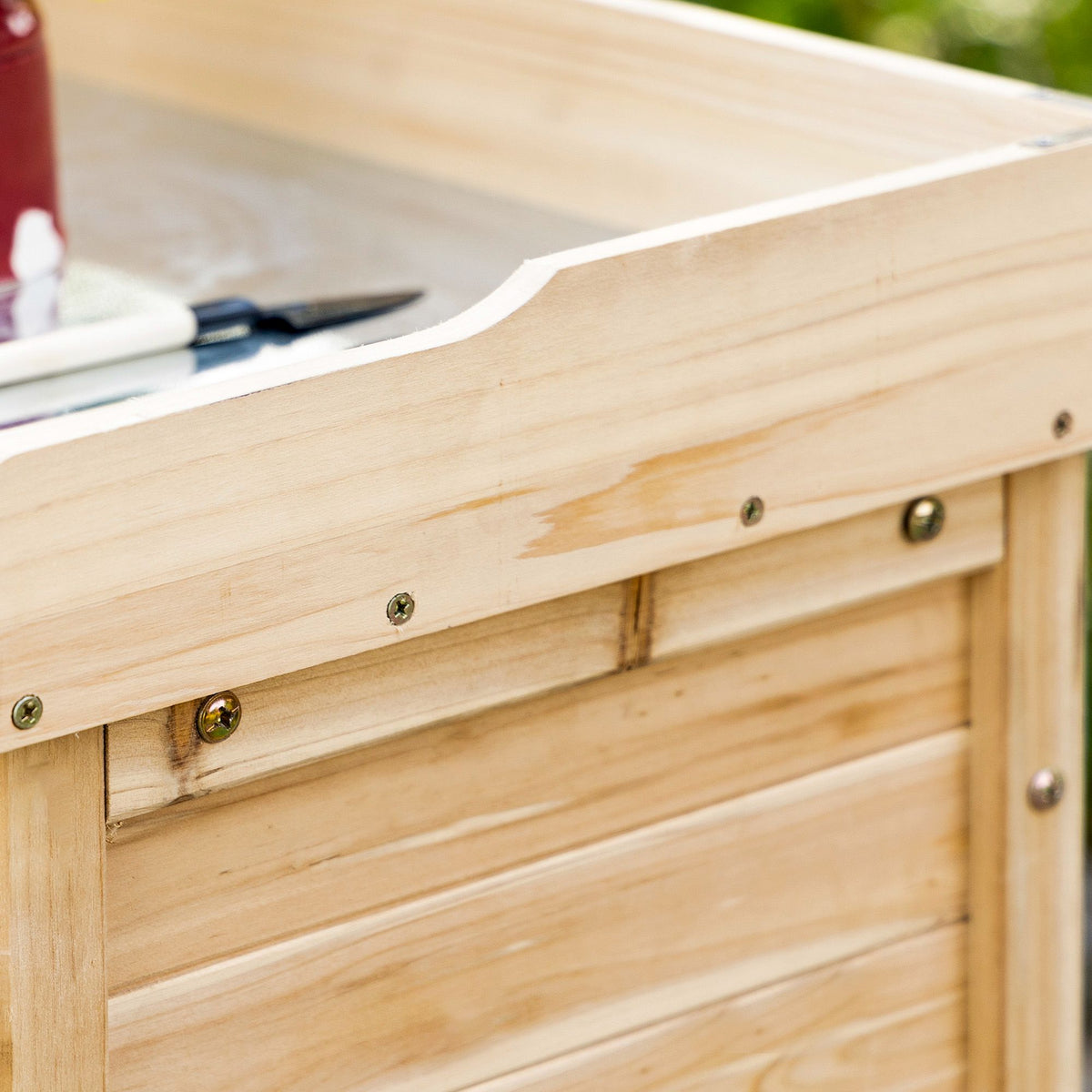 Gartenschrank mit Pflanztisch und 2 Fächern