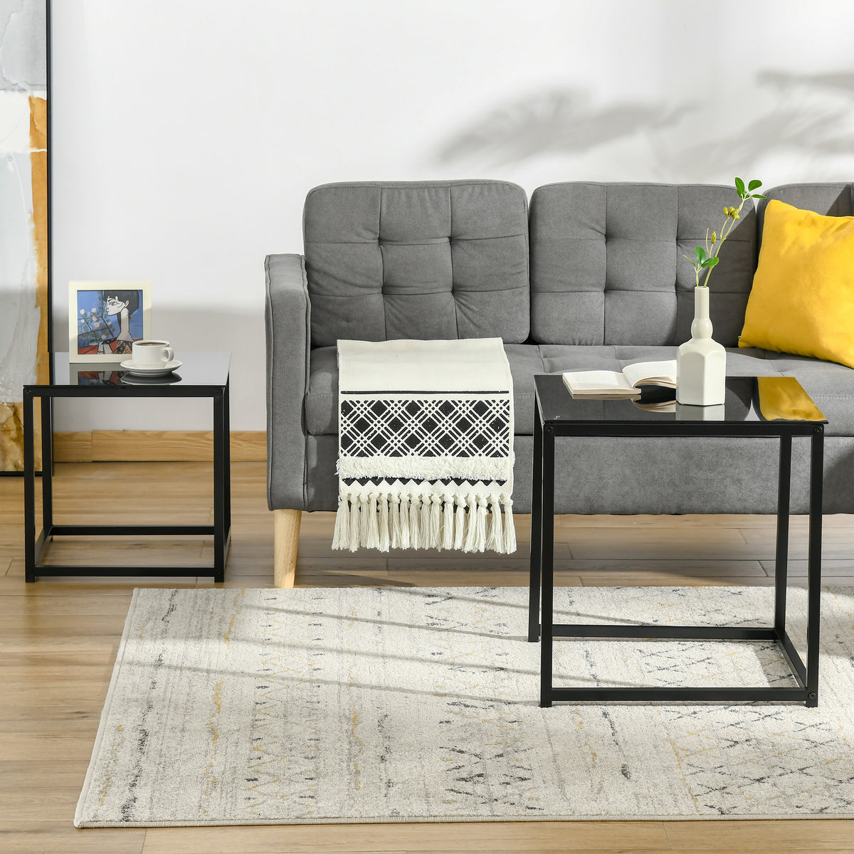 2er-Set Satztische mit platzsparendem Design
