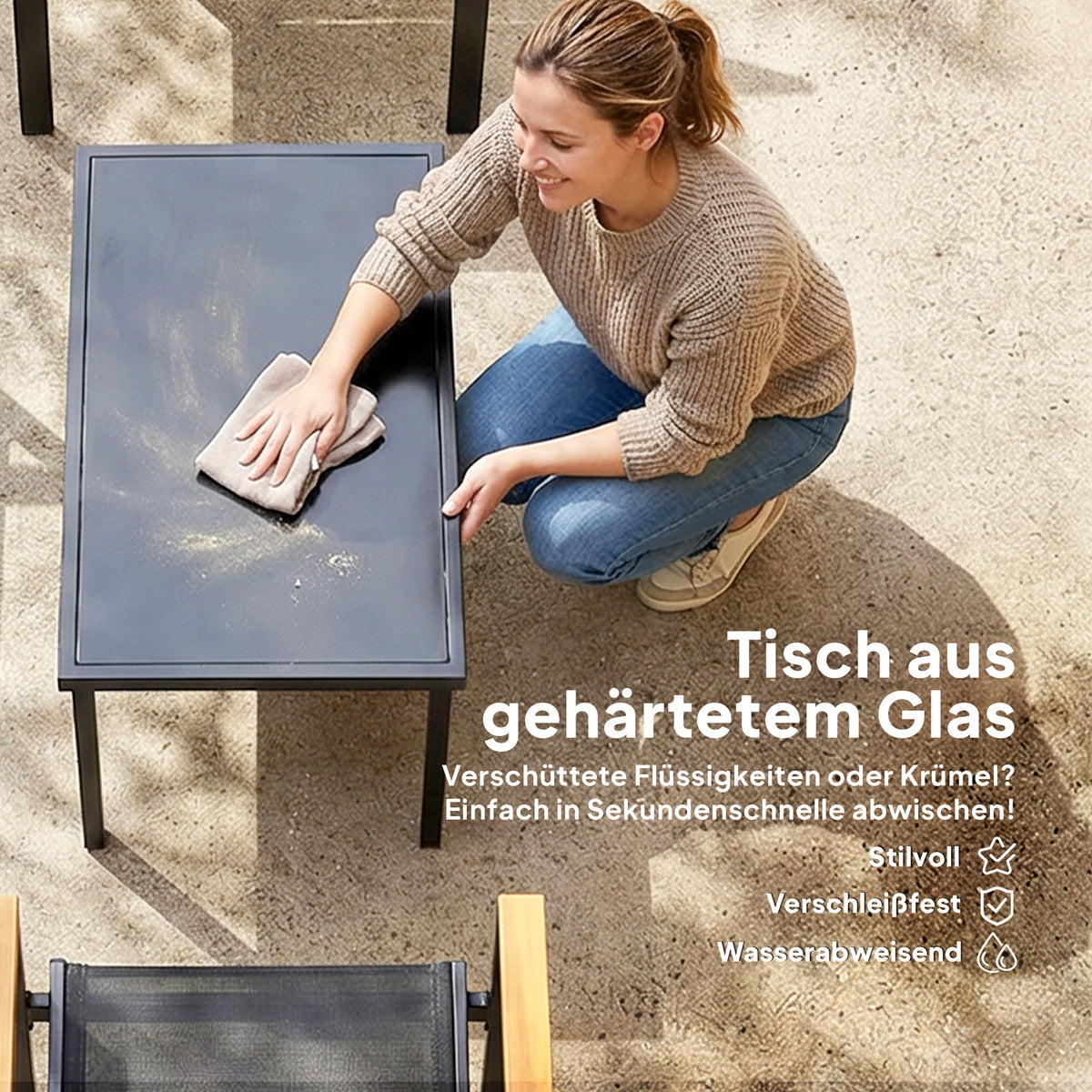 Gartenmöbel-Set mit Sofa, Sesseln und Tisch
