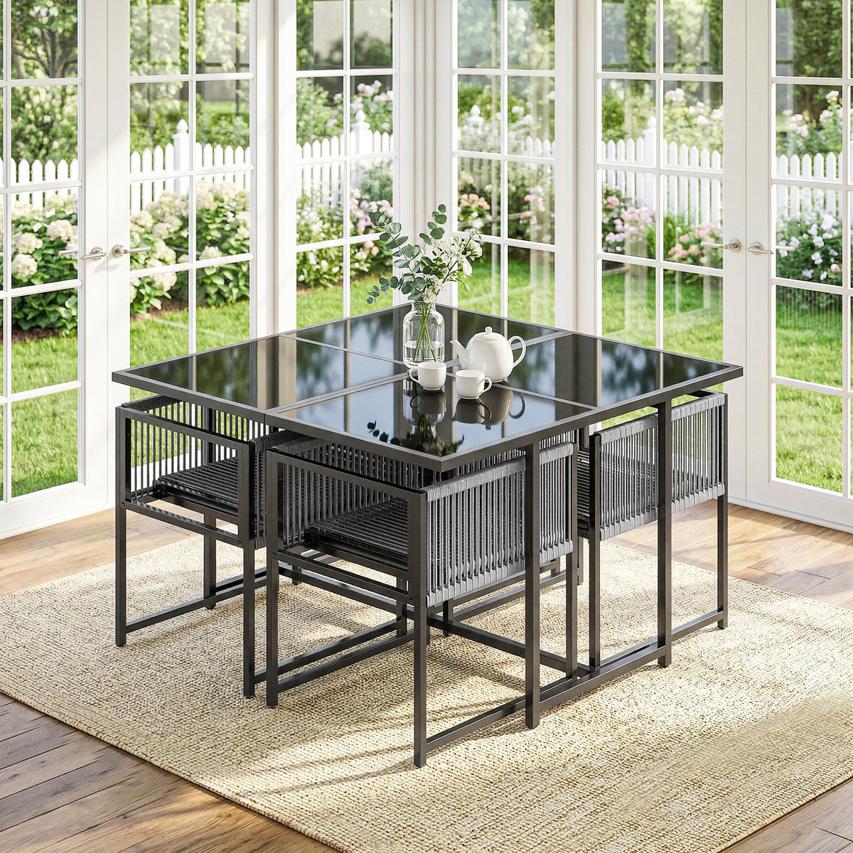 5-teiliges Gartenmöbelset mit Glastisch und Klappstühlen