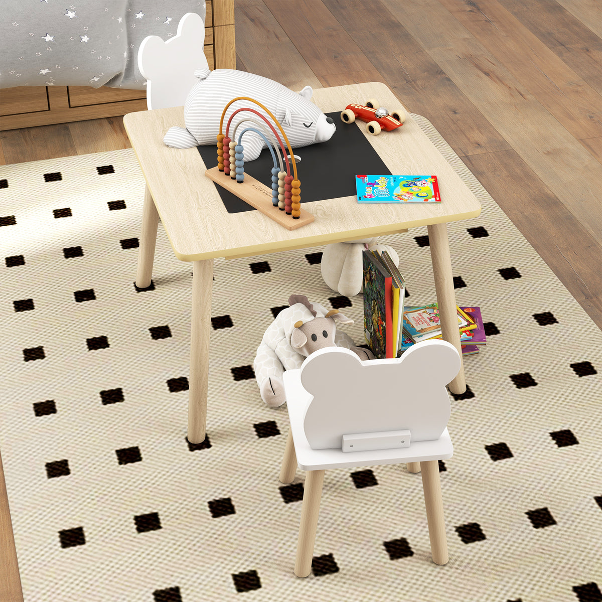 Kindersitzgruppe mit Klapptisch und zwei Bärenstühlen