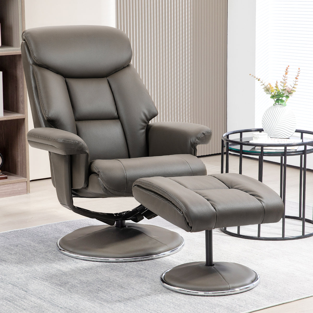 Relaxsessel mit Hocker und Wippfunktion