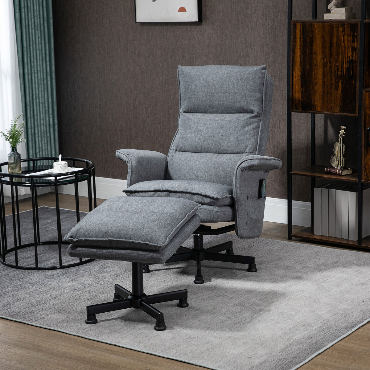 Relaxsessel mit Fußhocker und besonderen Funktionen