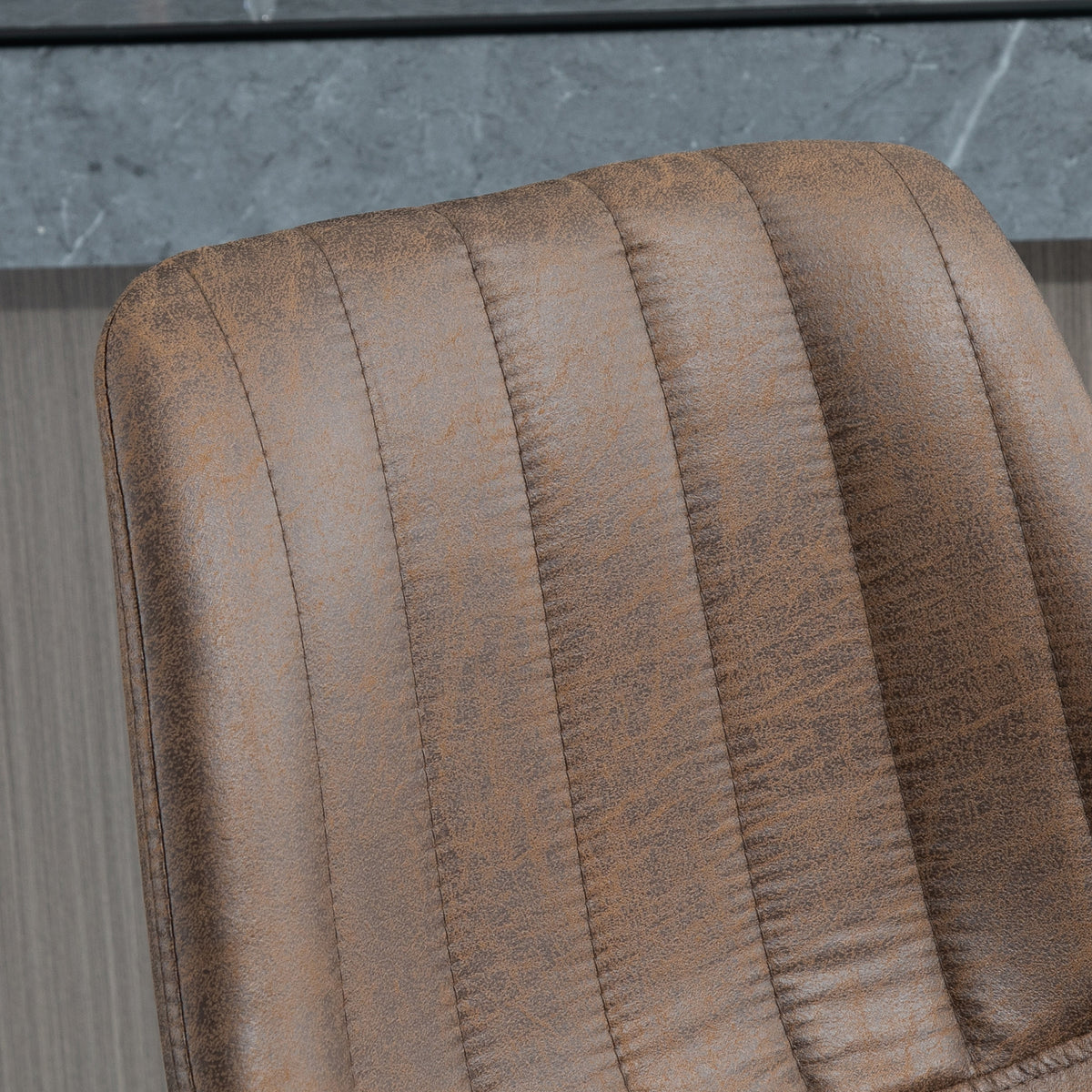 2er-Set höhenverstellbare Barhocker im Retrodesign