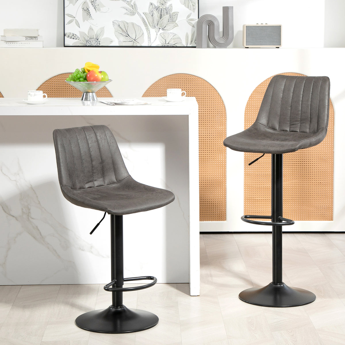 2er-Set höhenverstellbare Barhocker im Retrodesign
