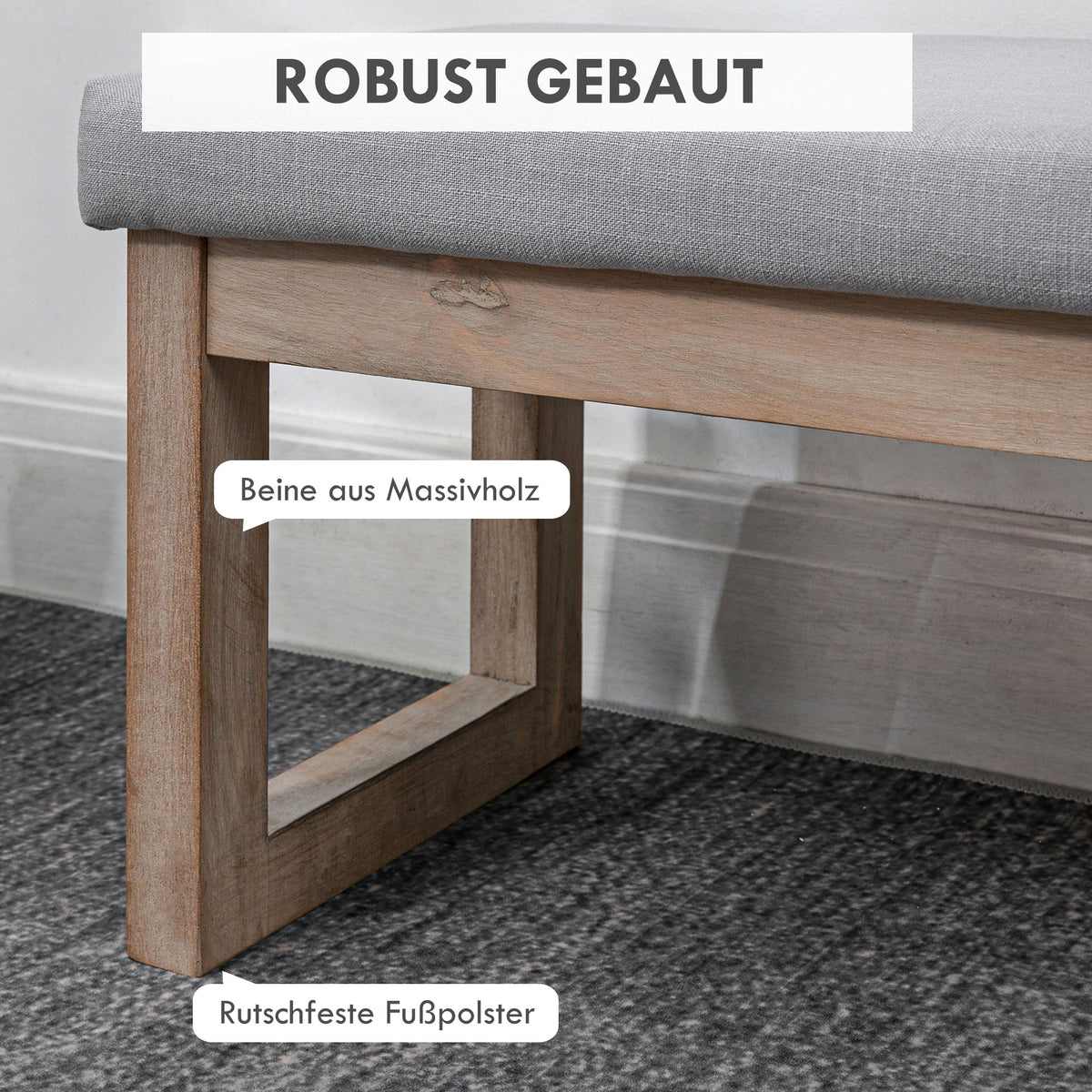 Gepolsterte Fußbank im Skandi-Design mit Holzbeinen