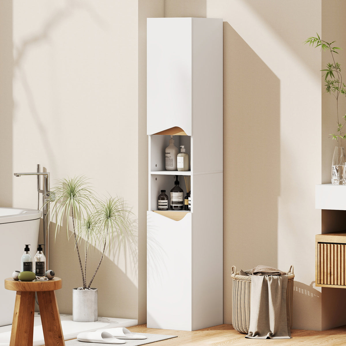 Schmaler Badezimmerschrank mit 2 Türen