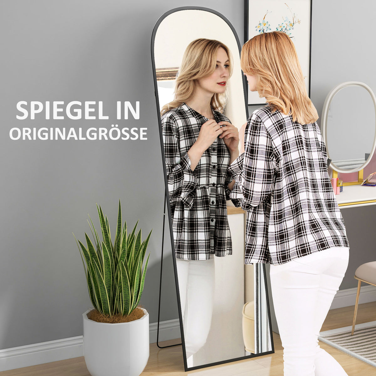 Bogenförmiger Standspiegel aus Hartglas