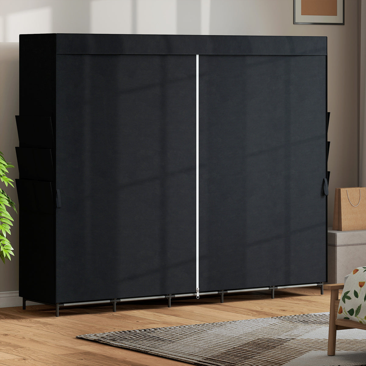 Stoff-Kleiderschrank mit Ablagen und Seitentaschen