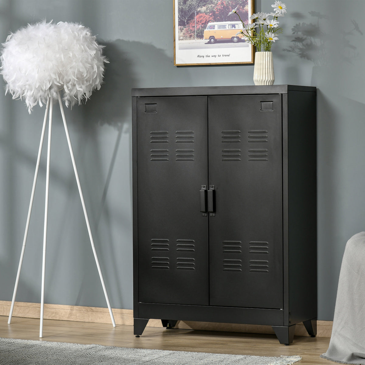 Aktenschrank 75 cm mit Metall-Lamellentüren
