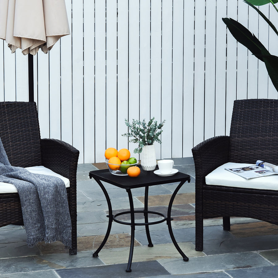 Metall-Gartentisch mit Mesh-Tischplatte