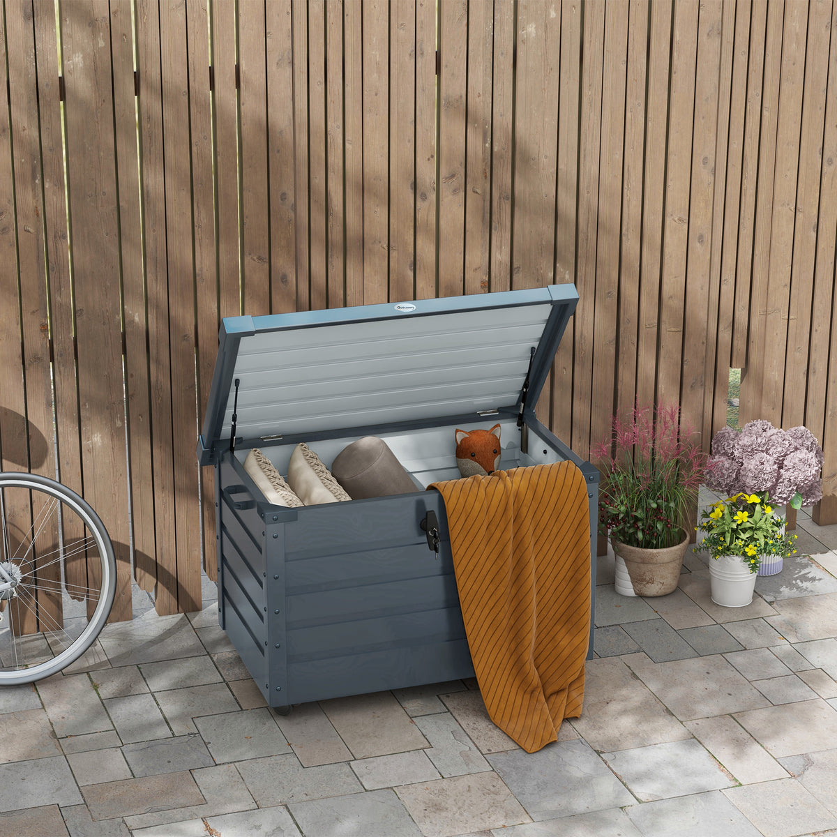 Gartenbox aus verzinktem Stahl mit Rollen